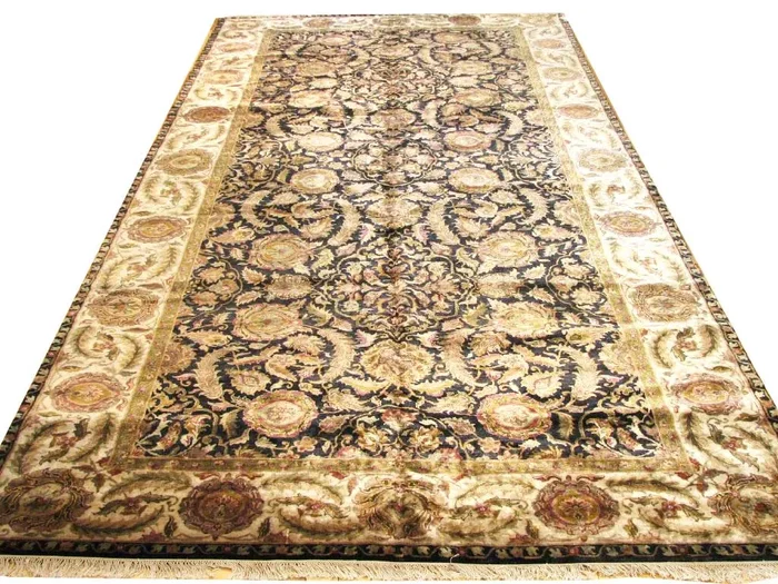 Agra Handwoven Traditional Rug, J9064