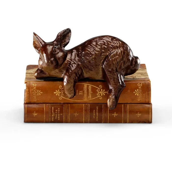 Bronze Patina Restin’ Rabbit Decor