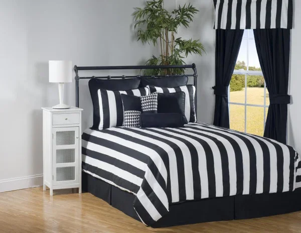 City Stripe Daybed Ensemble