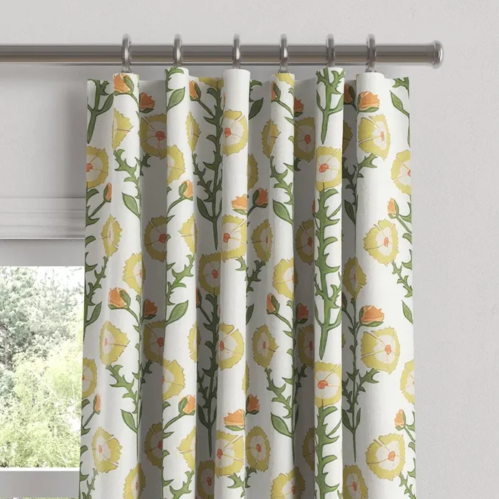 Convertible Drapery in Cottage Flowers – Sunbeam