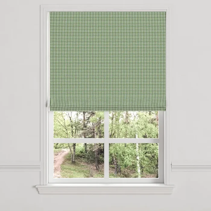 Flat Roman Shade in Gingham – Fir