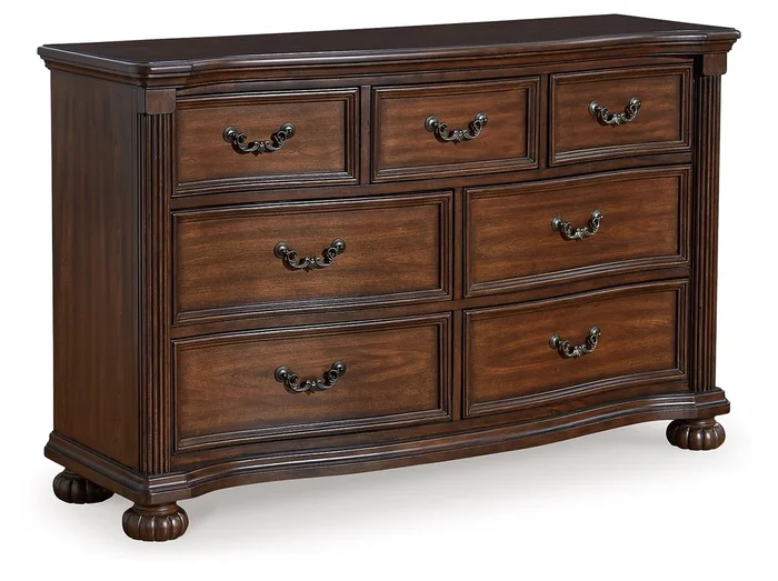 Lavinton – Dresser – Brown