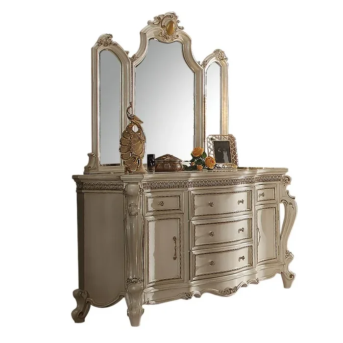 Picardy – Dresser