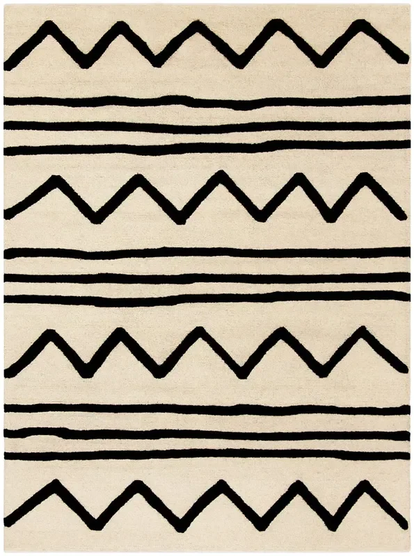 Safavieh Safavieh Kids Sfk907D Ivory / Black Rugs