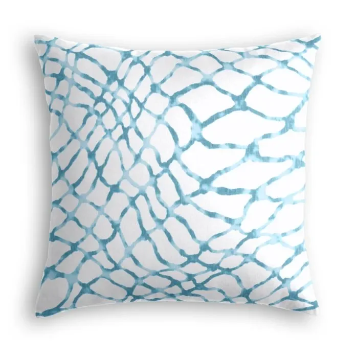 Throw Pillow in Waterpolo – Lagoon